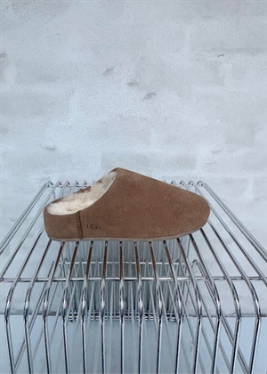 W Elea slip-On shoe Chestnut UGG